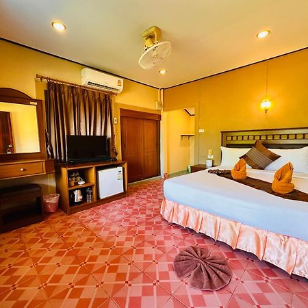 Lanta Queen Resort Ко-Ланта Екстер'єр фото